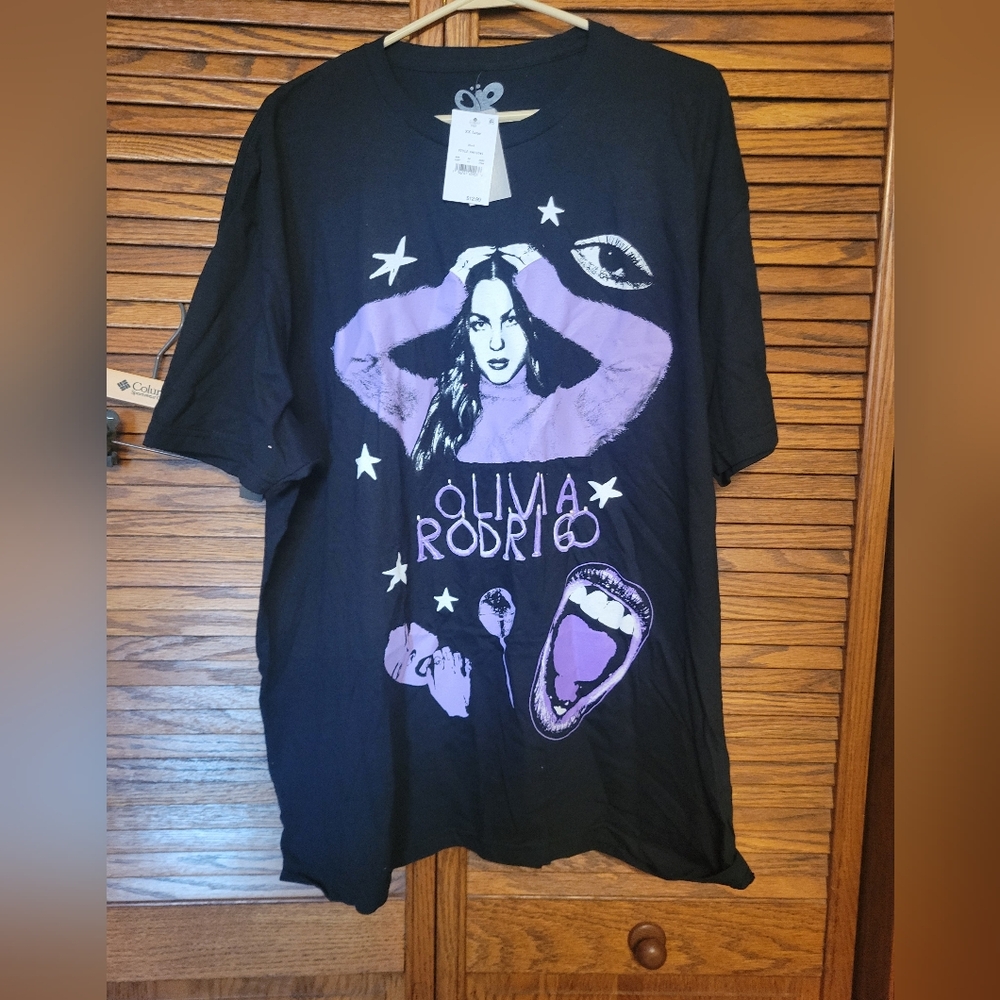 Olivia Rodrigo NWT Graphic T-Shirt Size 2XL